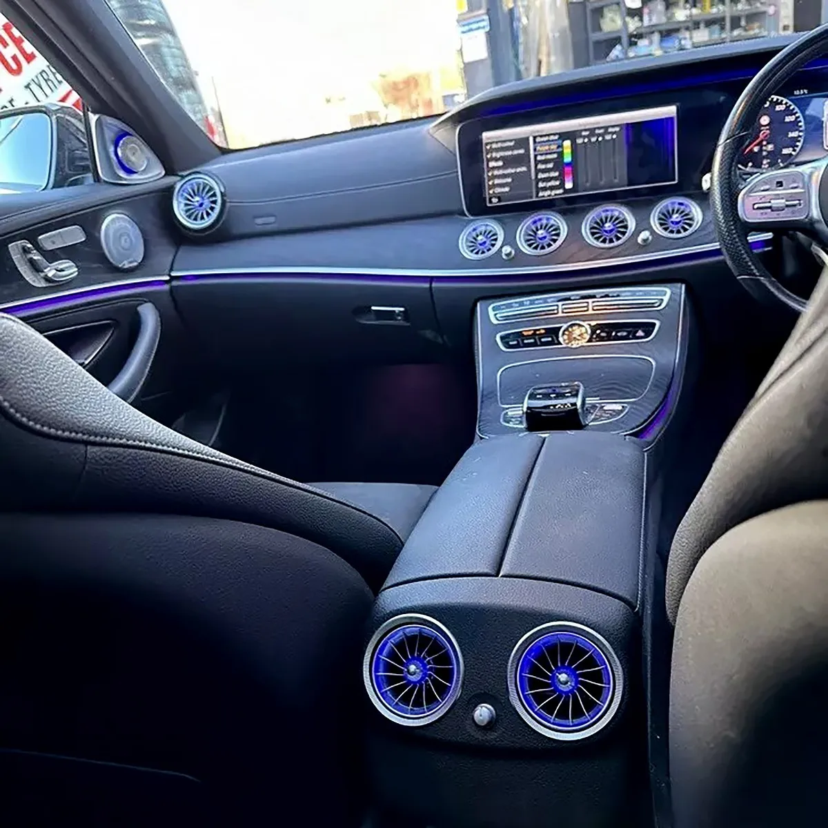 Mercedes-Benz E-Class W213 product detail